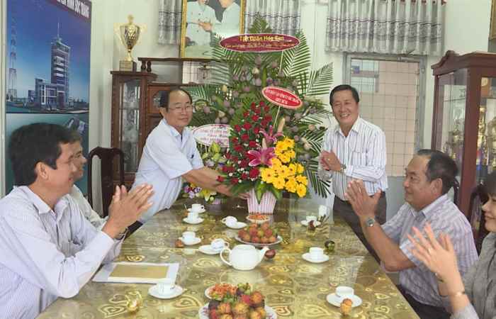 Ban dân vận Tỉnh ủy thăm chúc mừng Đài phát thanh truyền hình Sóc Trăng