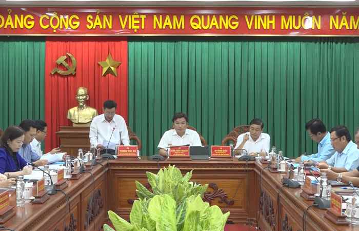 Ban Thường vụ Huyện ủy Long Phú sơ kết 6 tháng đầu năm 2024  