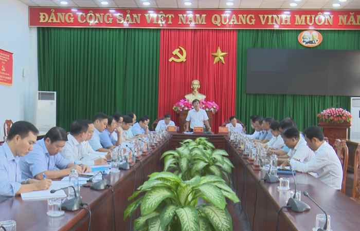 Ban Thường vụ Huyện ủy Long Phú sơ kết 9 tháng của năm 2024