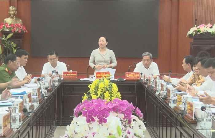 Ban Thường vụ Thị ủy Ngã Năm họp thường lệ tháng 8 năm 2024