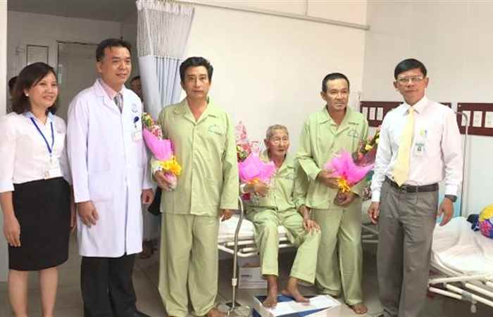 Bệnh viện đa khoa tỉnh thành công trong triển khai kỹ thuật thay khớp háng