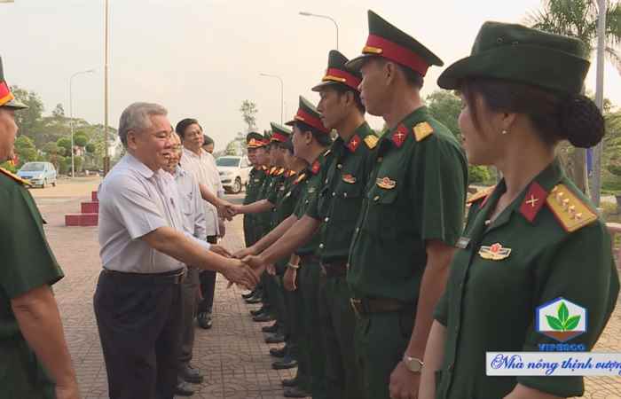 Bí thư Tỉnh ủy Sóc Trăng chúc tết các gia đình cán bộ và một số đơn vị trong tỉnh