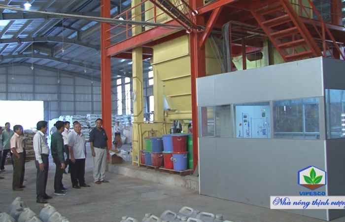 Bí thư Tỉnh ủy Sóc Trăng  khảo sát điểm khởi công dự án Nhà máy điện gió Công Lý và hợp tác xã Evergrowth