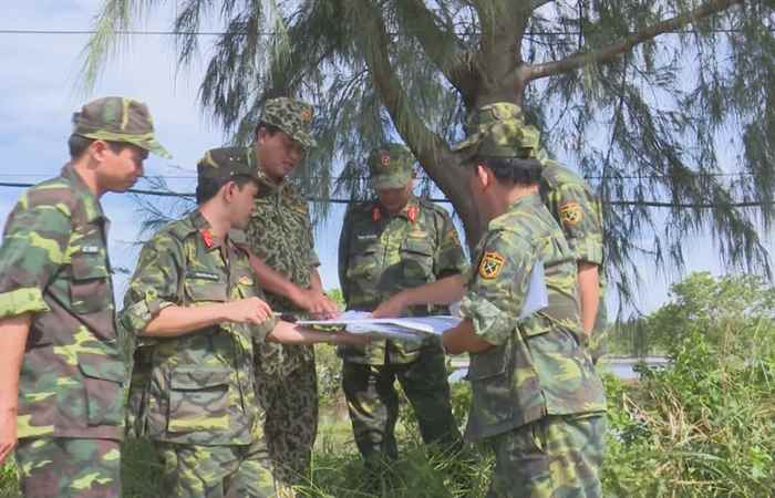 Bộ tư lệnh QK9 khảo sát tuyến ven biển công trình phòng thủ tỉnh Sóc Trăng   