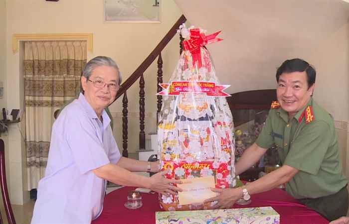 Chuyên mục: Công An Sóc Trăng (30-01-2022)
 