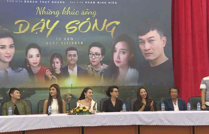 Cộng đồng nghệ sĩ và các kênh truyền hình hợp tác trong phim mới về bạo lực gia đình 