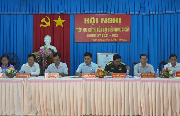 Mỹ Tú: Đại biểu HĐND 3 cấp tiếp xúc cử tri xã Thuận Hưng và thị trấn Huỳnh Hữu Nghĩa