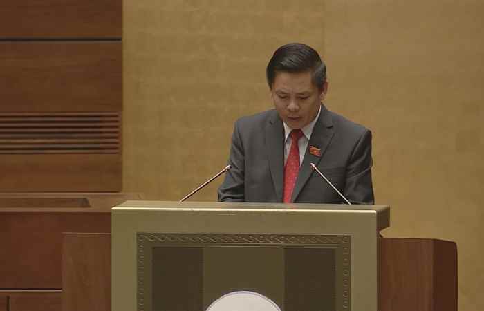 Đại biểu Quốc Hội thảo luận 02 dự án Luật và thảo luận về dự án đường cao tốc Bắc Nam phía Đông 