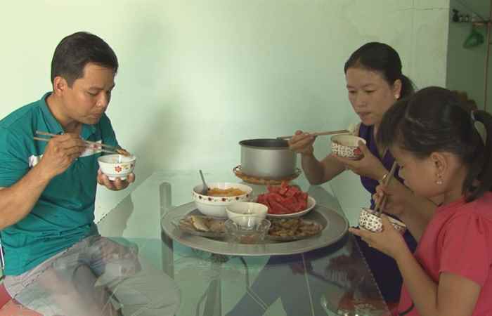 Hạnh phúc khi yêu thương và chia sẻ