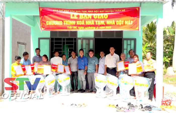 Huyện Trần Đề hoàn thành Chương trình xoá nhà tạm, nhà dột nát