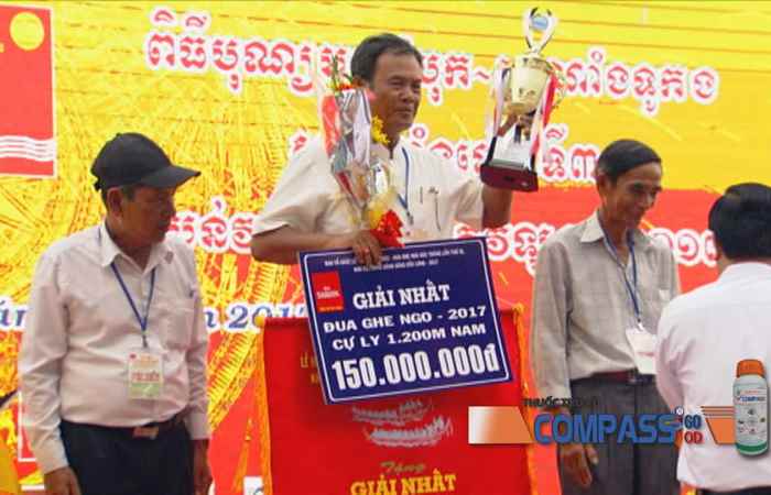 Kịch tính, hấp dẫn Giải đua ghe ngo - Lễ hội Óoc - Om - Bóc Sóc Trăng năm 2017 