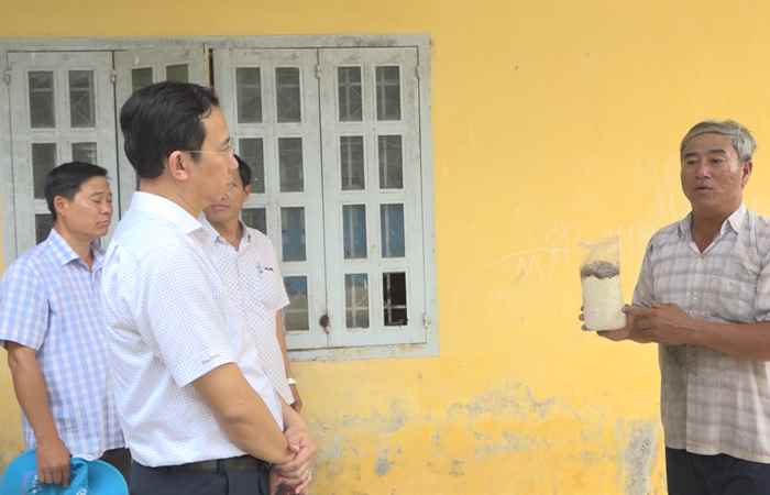 Lãnh đạo Huyện ủy Mỹ Tú khảo sát các mô hình nông nghiệp tiêu biểu