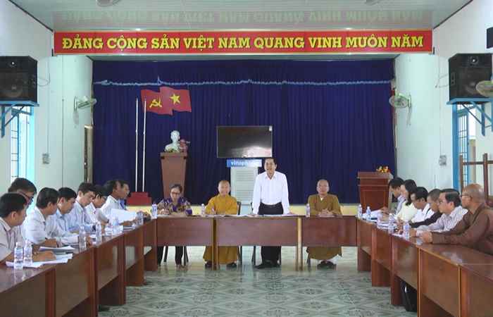 Lãnh đạo UBND tỉnh họp nghe báo cáo tình hình giải phóng mặt bằng xây dựng Khu Văn hóa tín ngưỡng Hồ Bể