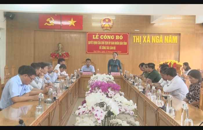 Ngã Năm: Công bố Quyết định của Chủ tịch UBND tỉnh Sóc Trăng về công tác cán bộ