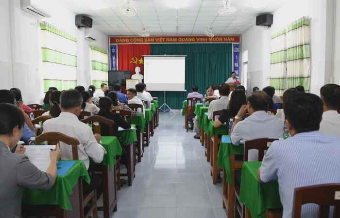 Long Phú: Triển khai chiến dịch tiêm vaccine phòng bệnh Sởi – Rubella