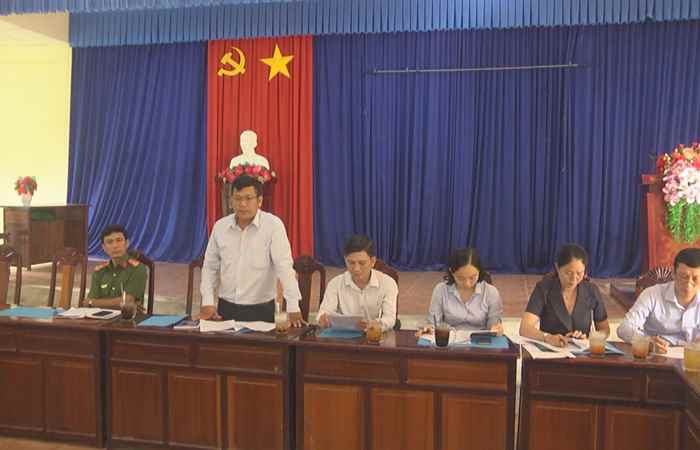 Mỹ Xuyên: Lãnh đạo huyện kiểm tra Đảng bộ xã Gia Hòa 2 và Ngọc Đông