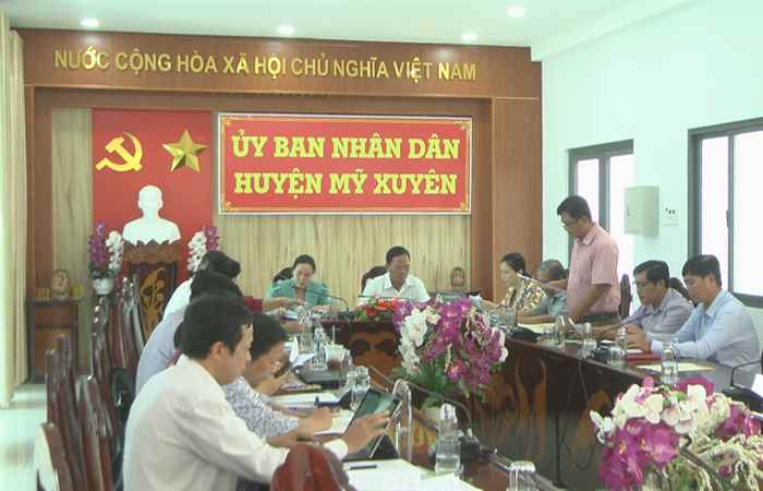 Đoàn Giám sát Ban Kinh tế - Ngân sách HĐND tỉnh Sóc Trăng làm việc với UBND huyện Mỹ Xuyên 