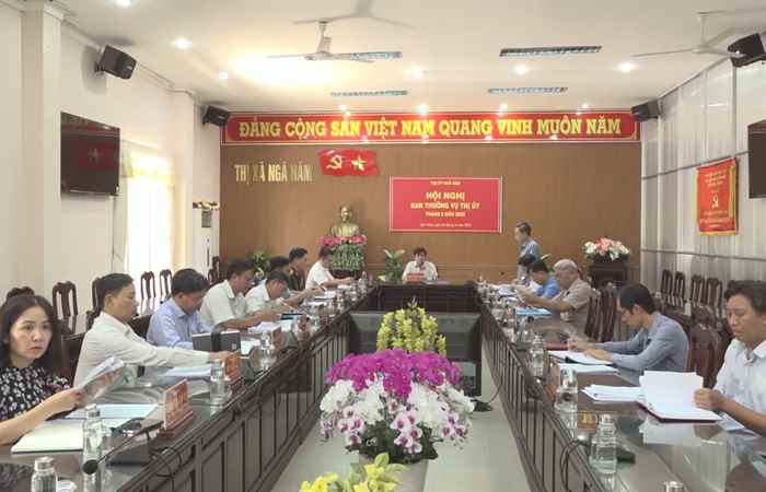 Ngã Năm:Ban Thường vụ Thị ủy đề ra một số nhiệm vụ trọng tâm trong tháng 8 năm 2023