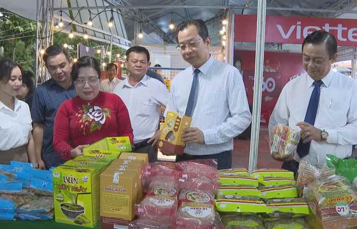 Đưa hàng Việt đến tay người tiêu dùng thông qua các hoạt động Hội chợ năm 2023 (14-09-2023)