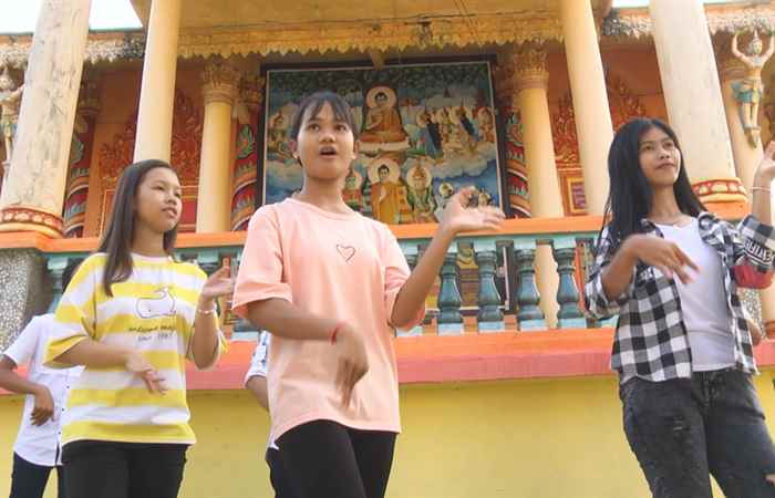 Những bạn trẻ với niềm đam mê dân ca Khmer Nam bộ