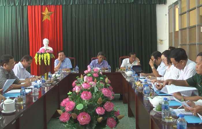 ông Lâm Văn Mẫn họp tổ đại biểu hội đồng nhân dân tỉnh đơn vị Vĩnh Châu