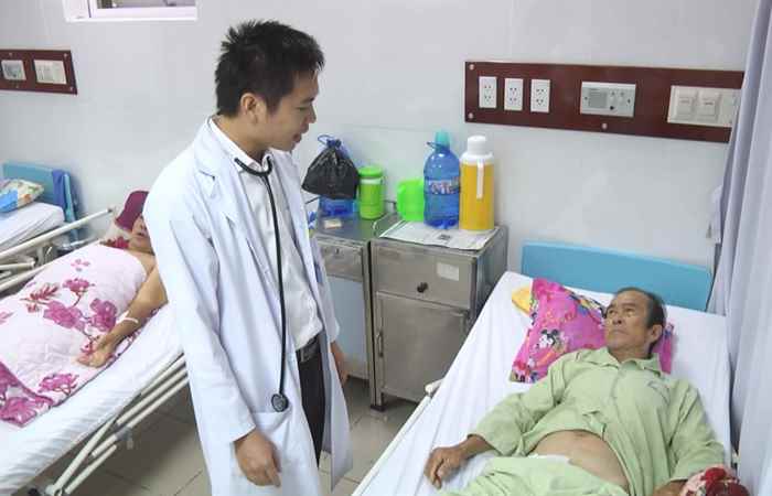 Bệnh viện Đa khoa Sóc Trăng Phẩu thuật thành công bệnh tắc động mạch đùi nông phải cấp tính.