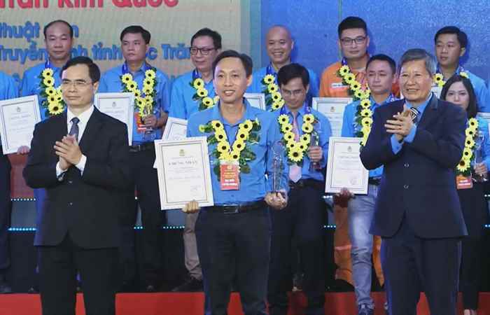 Công đoàn tỉnh Sóc Trăng Đổi mới - Dân chủ - Đoàn kết - Phát triển (12-10-2023)