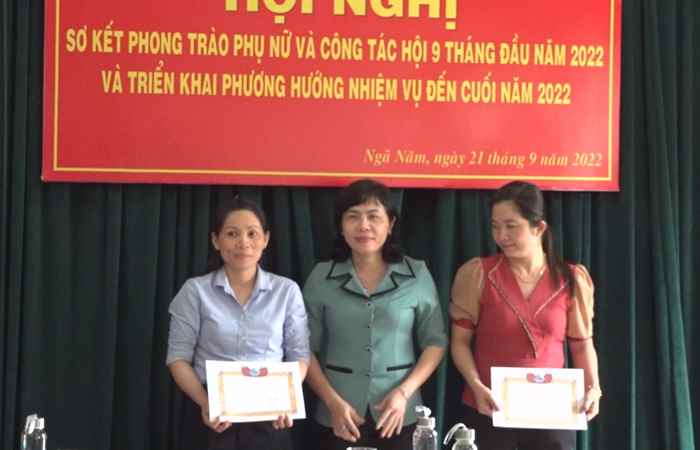 Ngã Năm sơ kết phong trào Phụ nữ và công tác hội