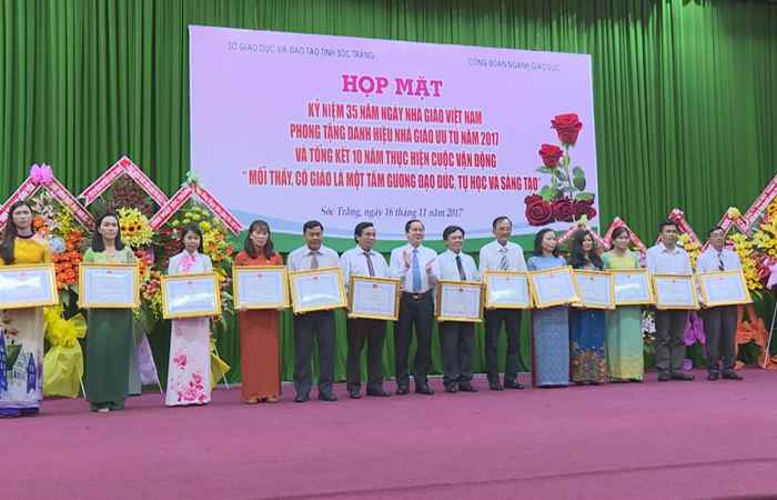 Sóc Trăng: họp mặt kỷ niệm ngày nhà giáo Việt Nam 20/11