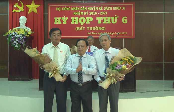 Thường trực HĐND huyện Kế Sách họp bất thường để làm công tác tổ chức