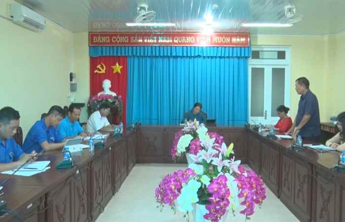 Trần Đề: Thường trực Huyện ủy làm việc định kỳ với MTTQ và các ngành đoàn thể