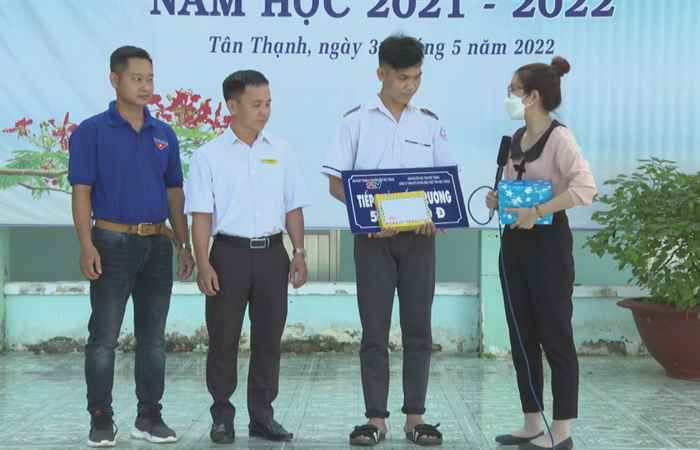  Tiếp bước cho em đến trường (18-06-2022)