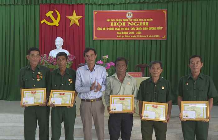 Kế Sách: Cựu Chiến binh xã An Lạc Thôn tổng kết phong trào thi đua gương mẫu  