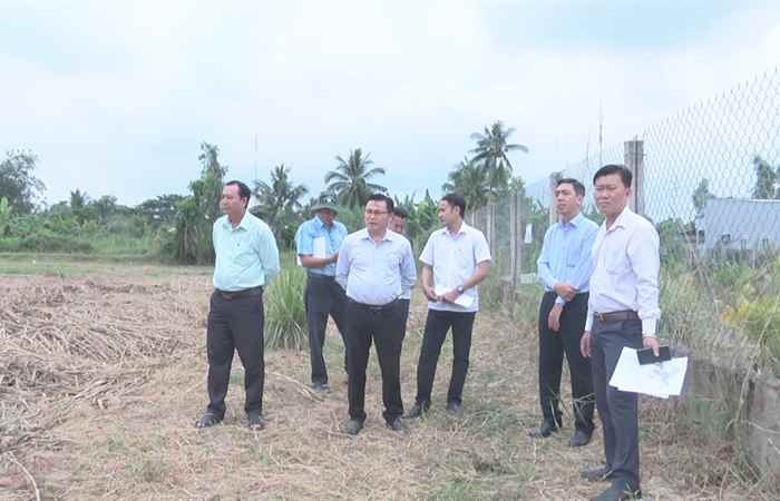 Khảo sát tình hình hoạt động tại Trung tâm Dịch vụ Nông nghiệp huyện Châu Thành
