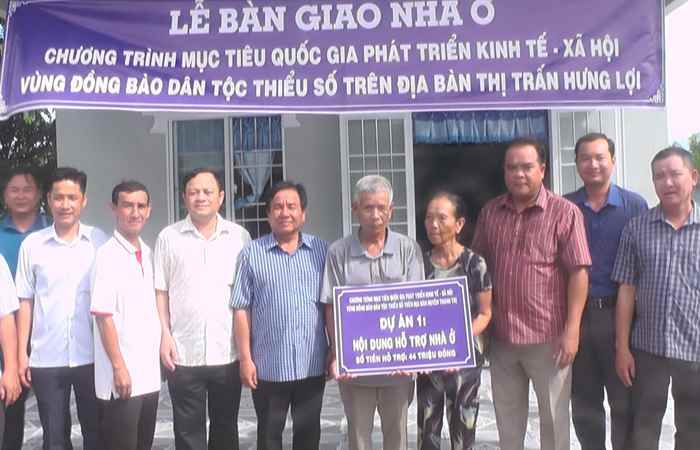 Thạnh Trị: Bàn giao nhà ở từ Chương trình mục tiêu Quốc gia
