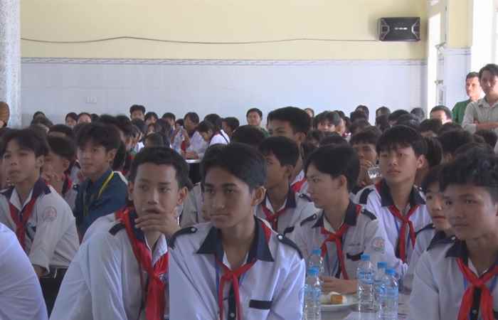 Trần Đề: Ban Dân tộc tỉnh Sóc Trăng tuyên truyền Giảm thiểu tình trạng tảo hôn và hôn nhân cận huyết thống