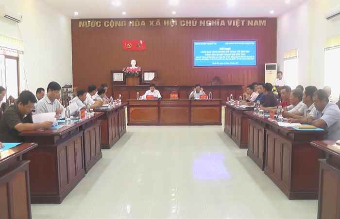 Thạnh Trị: Lãnh đạo huyện đối thoại với cán bộ, hội viên nông dân