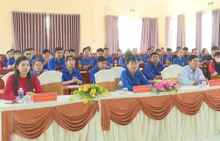 Khai giảng lớp Bồi dưỡng lý luận chính trị và nghiệp vụ cho Đoàn Thanh niên ở cơ sở