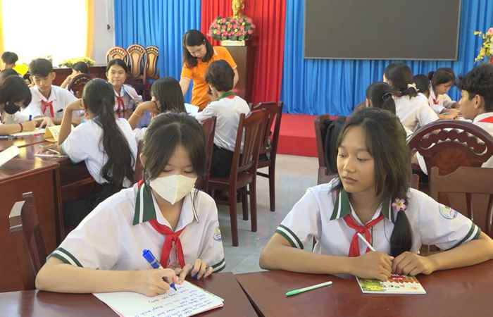 Tập huấn nâng cao năng lực Câu lạc bộ “Thủ lĩnh của sự thay đổi”