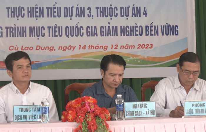 Phiên giao dịch việc làm lưu động huyện Cù Lao Dung