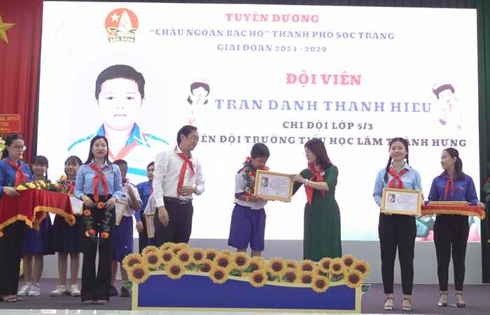 TP. Sóc Trăng: Hội đồng Đội tổ chức Đại hội Cháu ngoan Bác Hồ, lần thứ VI