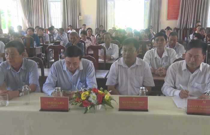 Cù Lao Dung: Lãnh đạo UBND huyện đối thoại với Hội viên nông dân và phụ nữ  