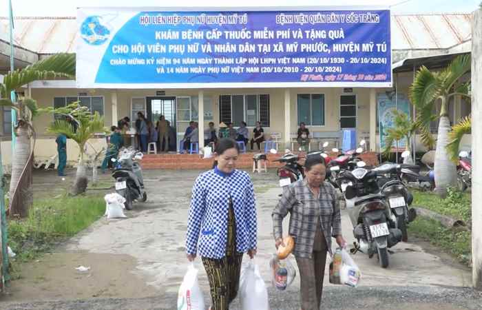 Hội Liên hiệp Phụ nữ huyện Mỹ Tú phối hợp Bệnh viện Quân Dân y Sóc Trăng tổ chức khám bệnh cấp phát thuốc miễn phí và tặng quà cho hội viên Phụ nữ