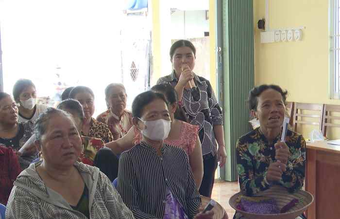 Mỹ Xuyên: Hội LHPN đối thoại chính sách trợ giúp xã hội về phòng, chống tảo hôn hôn nhân cận huyết thống