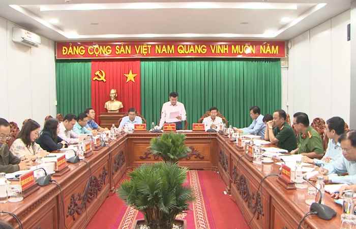 Ban Thường vụ Huyện ủy Long Phú sơ kết tháng 11 năm 2022