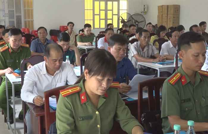 Long Phú sơ kết 6 tháng công tác chuyển hóa địa bàn trọng điểm  