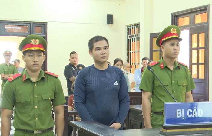 Mỹ Xuyên: Toà tuyên án 3 năm 6 tháng tù cho đối tượng phạm tội “Cố ý gây thương tích”
