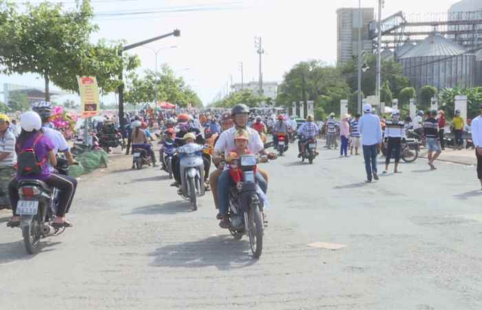 Tình hình bảo đảm trật tự, an toàn giao thông trong dịp lễ hội Óoc-Om-Bóc