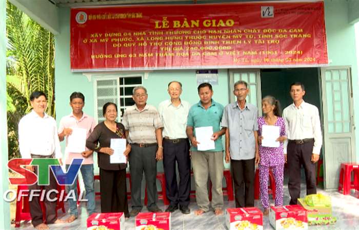Hội Nạn nhân chất độc da cam tỉnh Sóc Trăng trao 4 căn nhà tình thương tại huyện Mỹ Tú