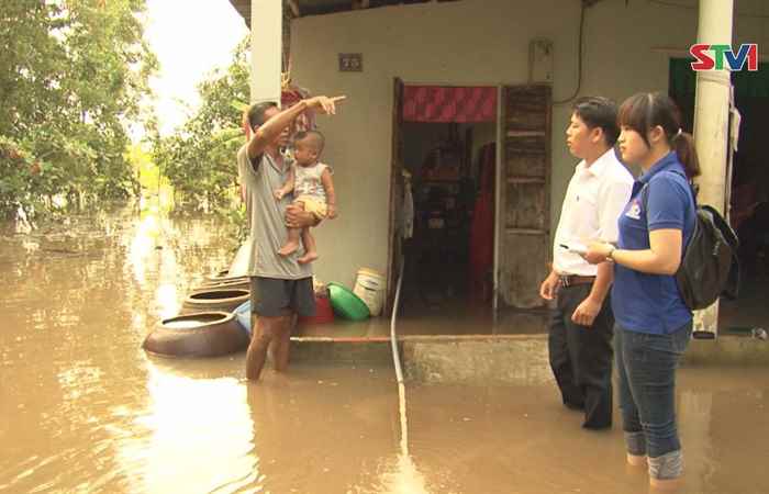 Triều cường làm vỡ nhiều tuyến đê bao dọc sông Nhu Gia